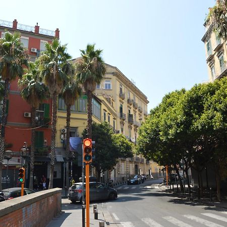 Casa Flora Al Corso Apartment Napoli Bagian luar foto