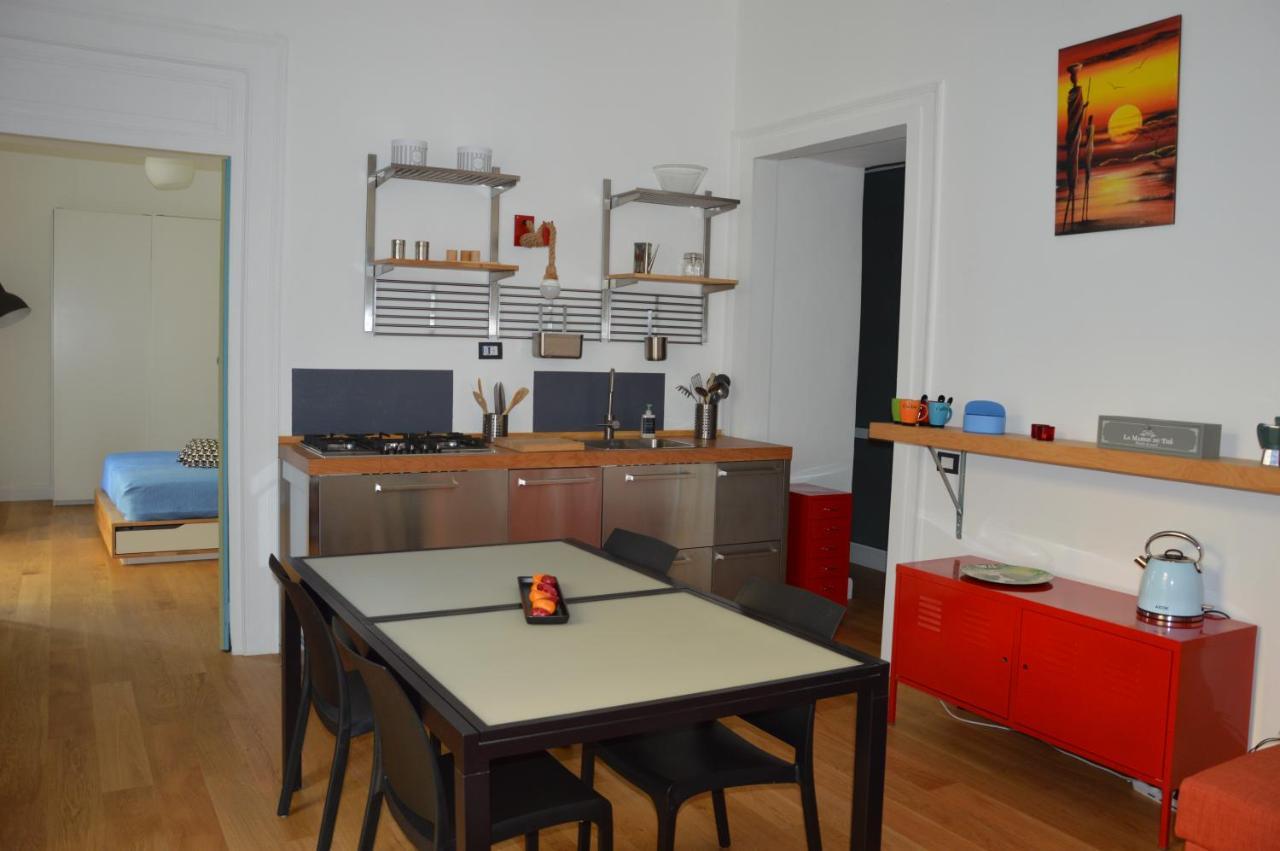 Casa Flora Al Corso Apartment Napoli Bagian luar foto